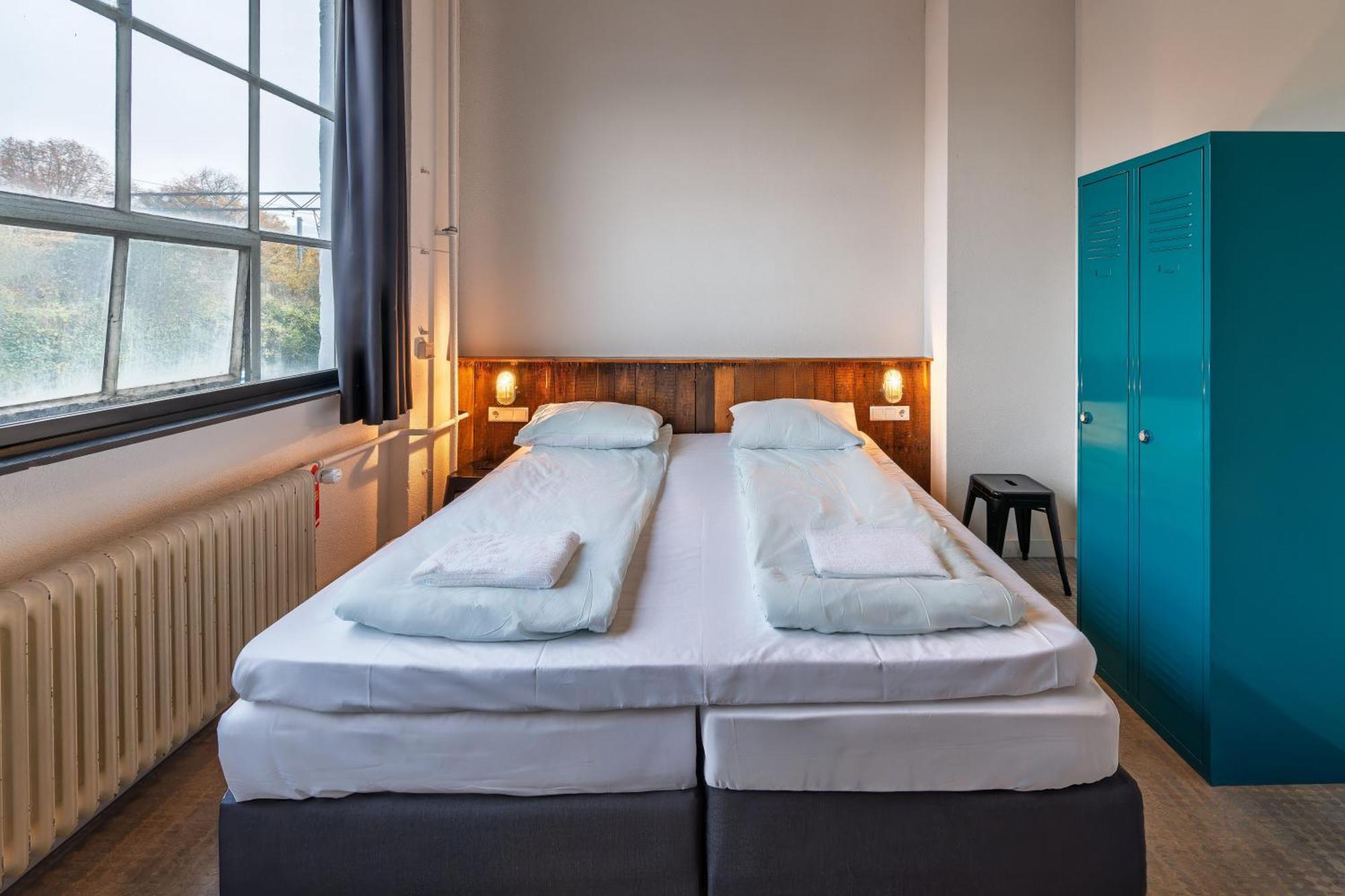 Stayokay Hostel Eindhoven - Blue Collar Phòng bức ảnh