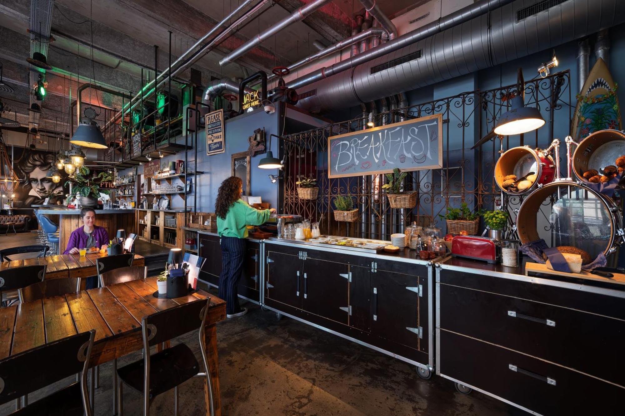 Stayokay Hostel Eindhoven - Blue Collar Ngoại thất bức ảnh