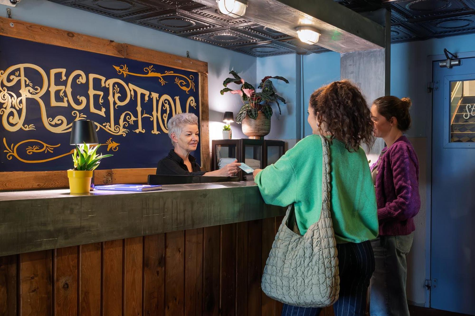 Stayokay Hostel Eindhoven - Blue Collar Ngoại thất bức ảnh