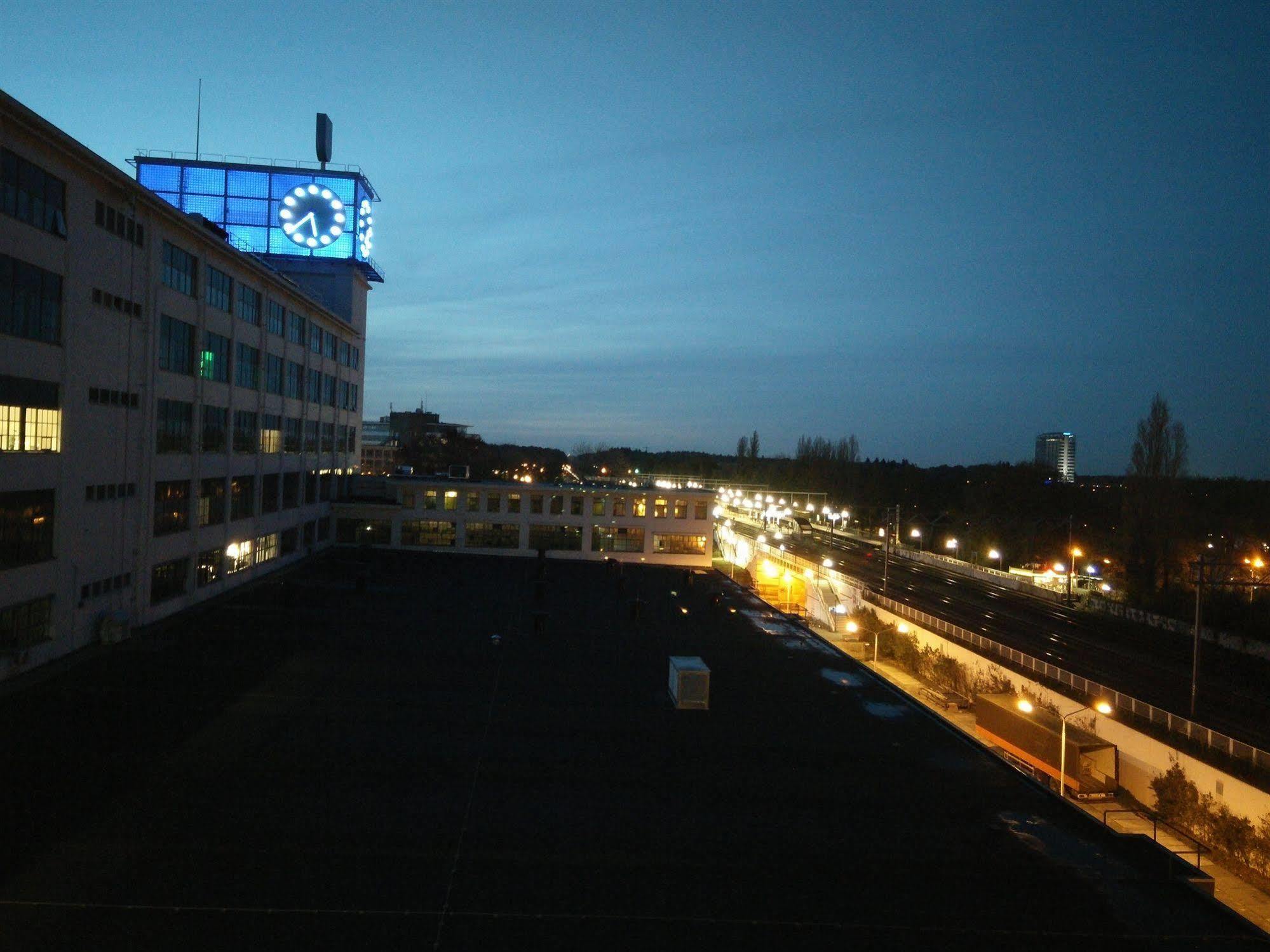 Stayokay Hostel Eindhoven - Blue Collar Ngoại thất bức ảnh