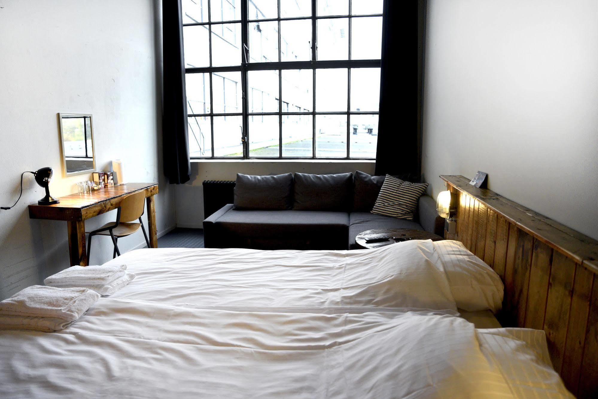 Stayokay Hostel Eindhoven - Blue Collar Ngoại thất bức ảnh